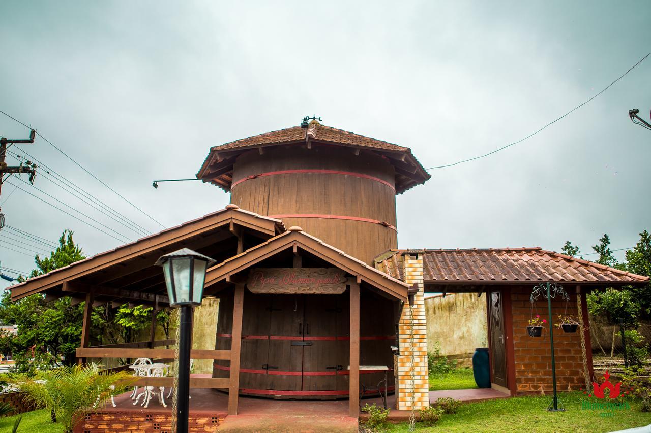 Blumenpark Hotel Rio Negro (Santa Catarina)